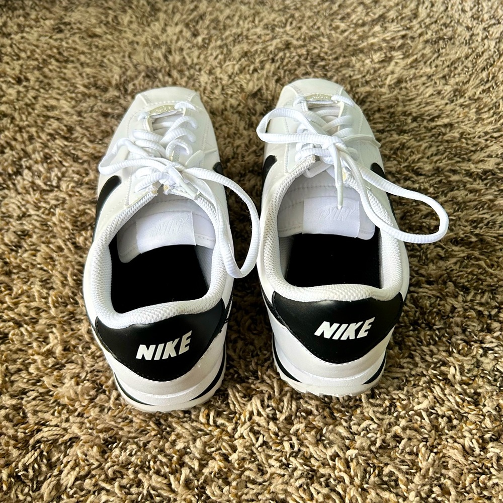 White & Black Nike